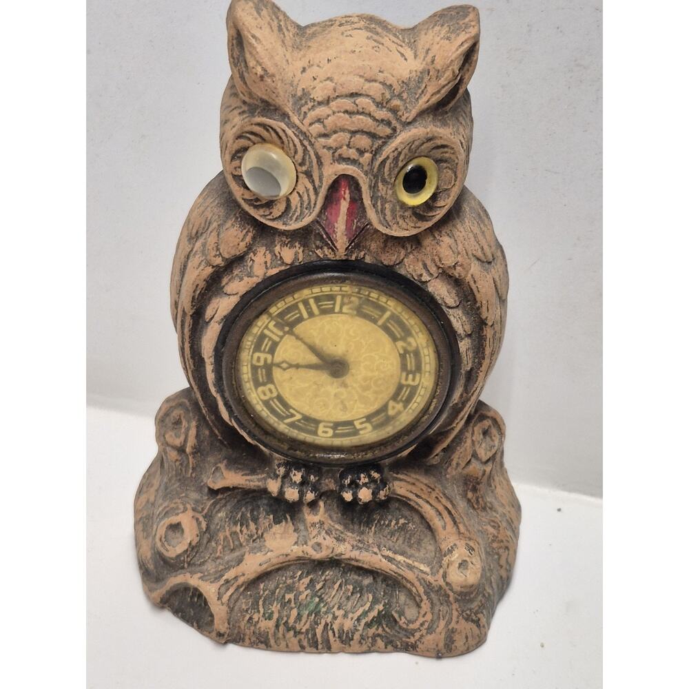 Vintage Lux Clock Small Owl Waterbury Connecticut For Parts